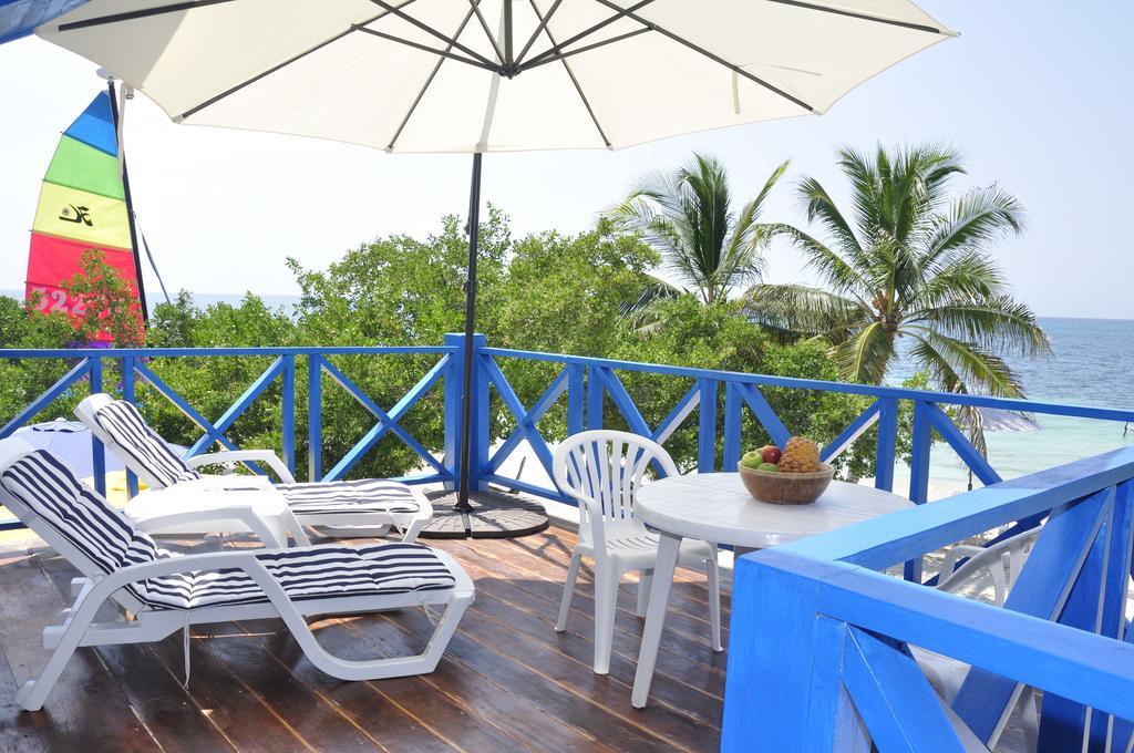 Casa Gaviota Baru Beach House Hotel Exterior photo